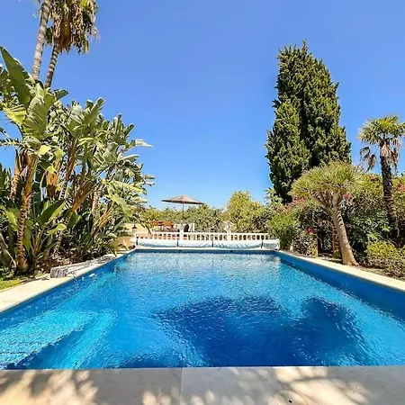 Tierra Sana Villa Estepona